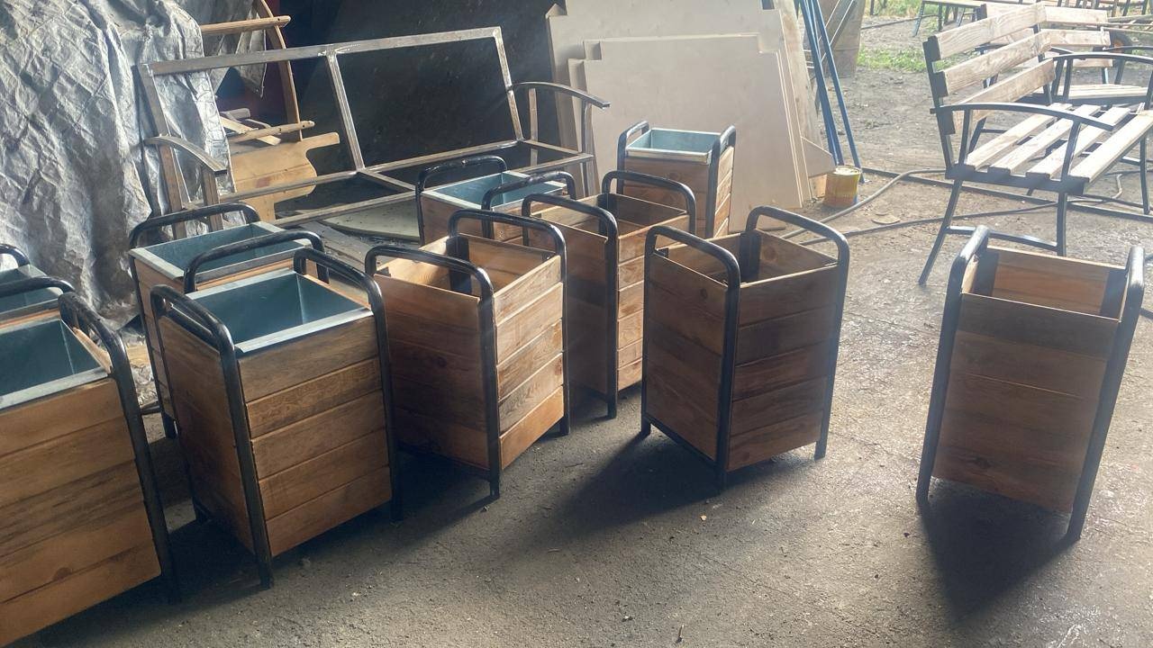 Урна 45 л 37x37x49 см, металл, дерево