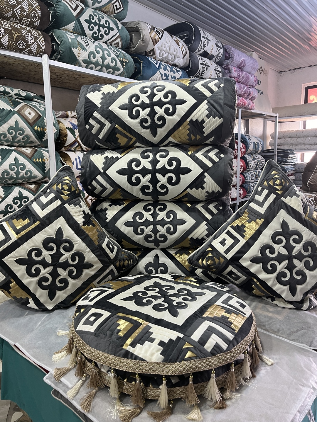 Комплект корпе с подушками 230x80, вата, темно - серый