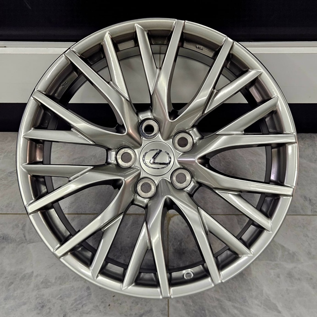 Fonyee SM BK1260RL 8x18/5x114.3 D60.1 ET40 4 диска графит
