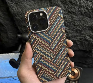 Чехол LML для Apple iPhone 14 Pro Max многоцветный