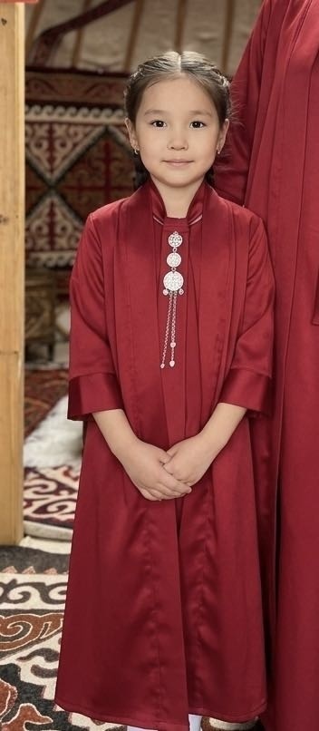 Национальный костюм бордовый