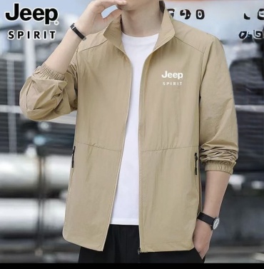 Ветровка Jeep Spirit бежевый