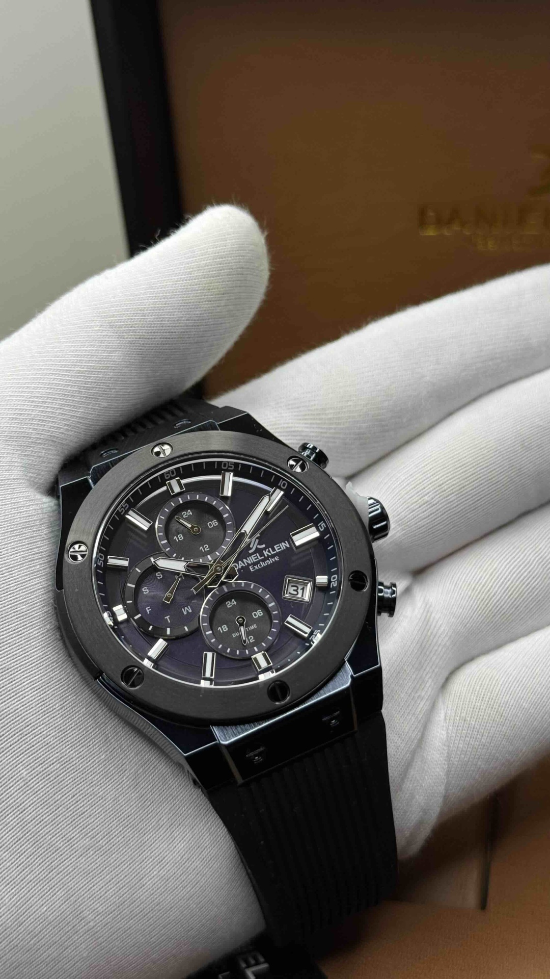 Кварцевые Daniel Klein DK.1.14228-3 нержавеющая сталь
