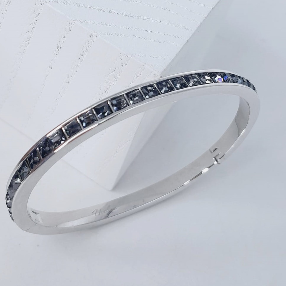 Arezzo длина 19 см ювелирный сплав, кристаллы Swarovski