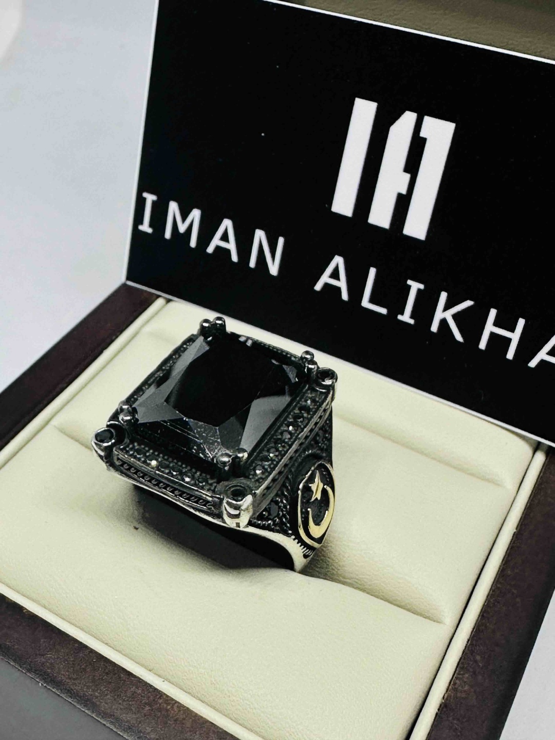 IMAN ALIKHAN IA00148 размер 22 вес 18.39 г серебро, оникс