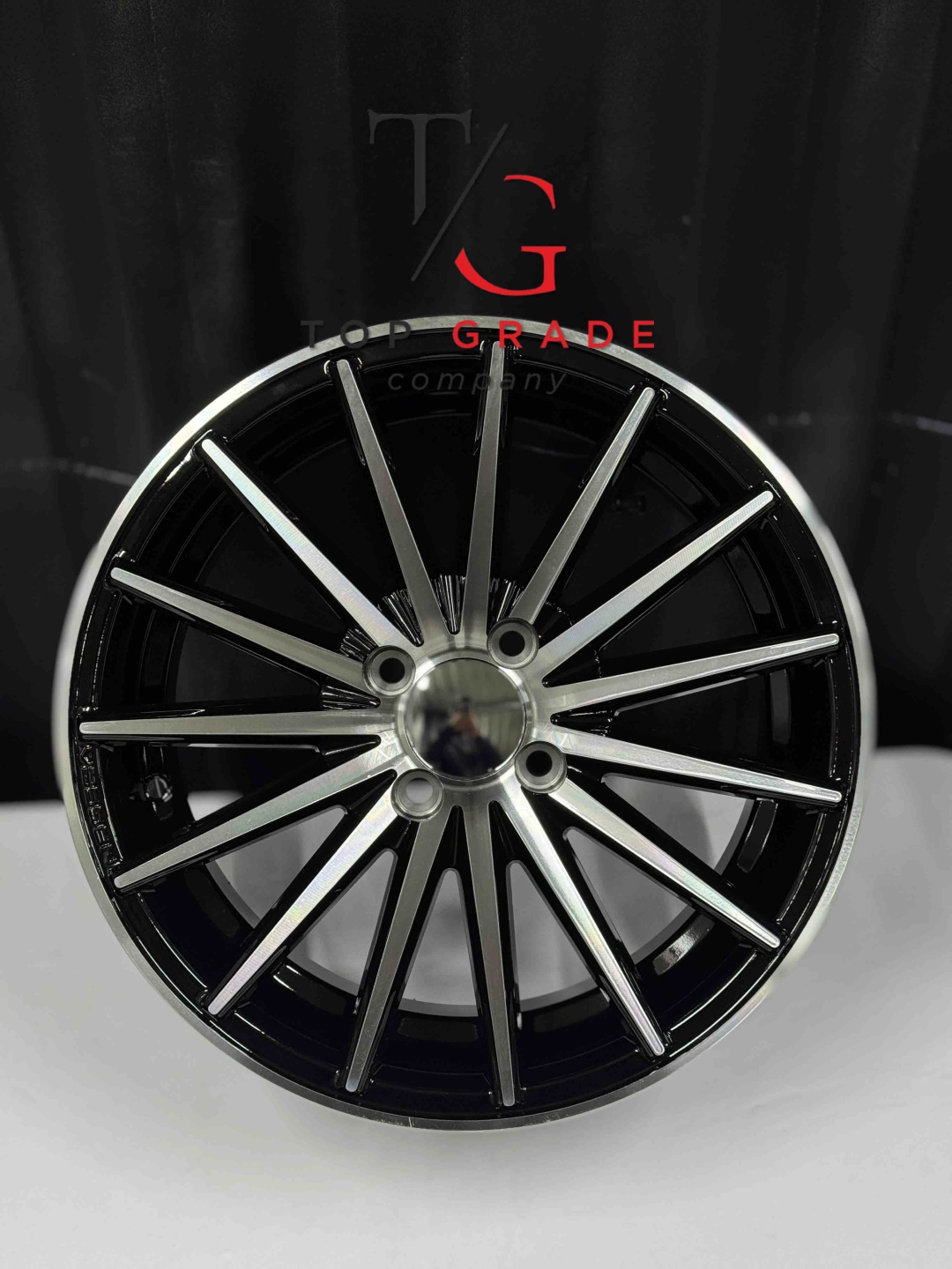 Top Grade 64334 7x16/4x98 D58.6 ET35 4 диска черный, серебристый