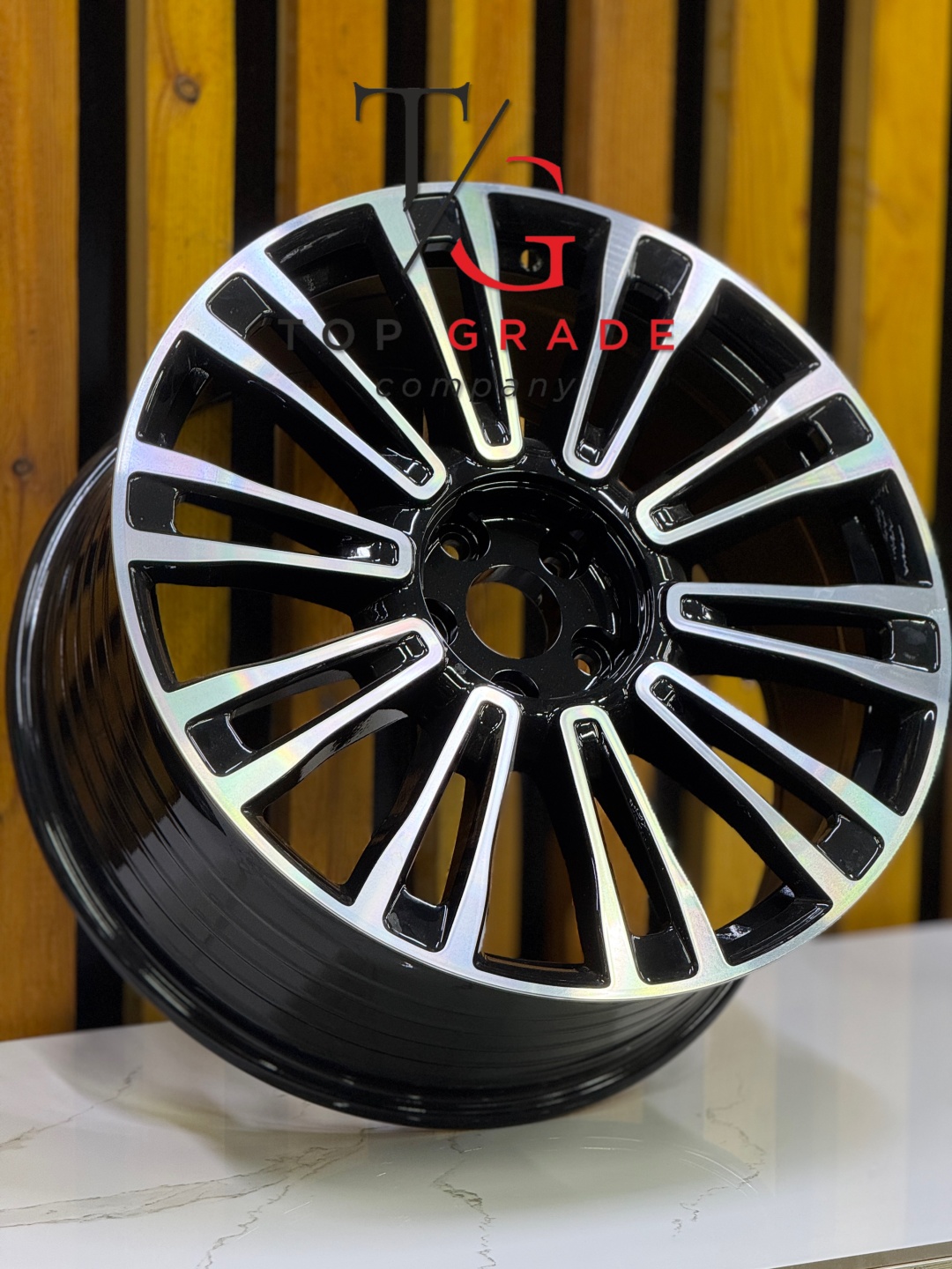 Top Grade TG0075 9x21/5x120 D66.1 ET40 4 диска черный, серебристый