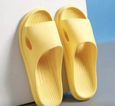Шлепанцы желтый