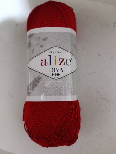 Diva Fine Alize 106 Красный 600 м 100 г