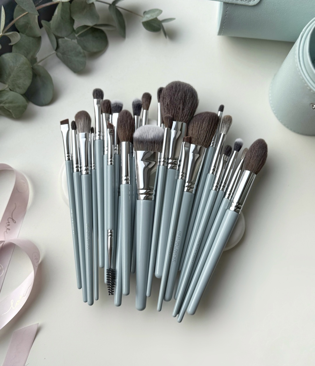 BEAUTY PROFF набор из 24 кистей Full Brush Set 24
