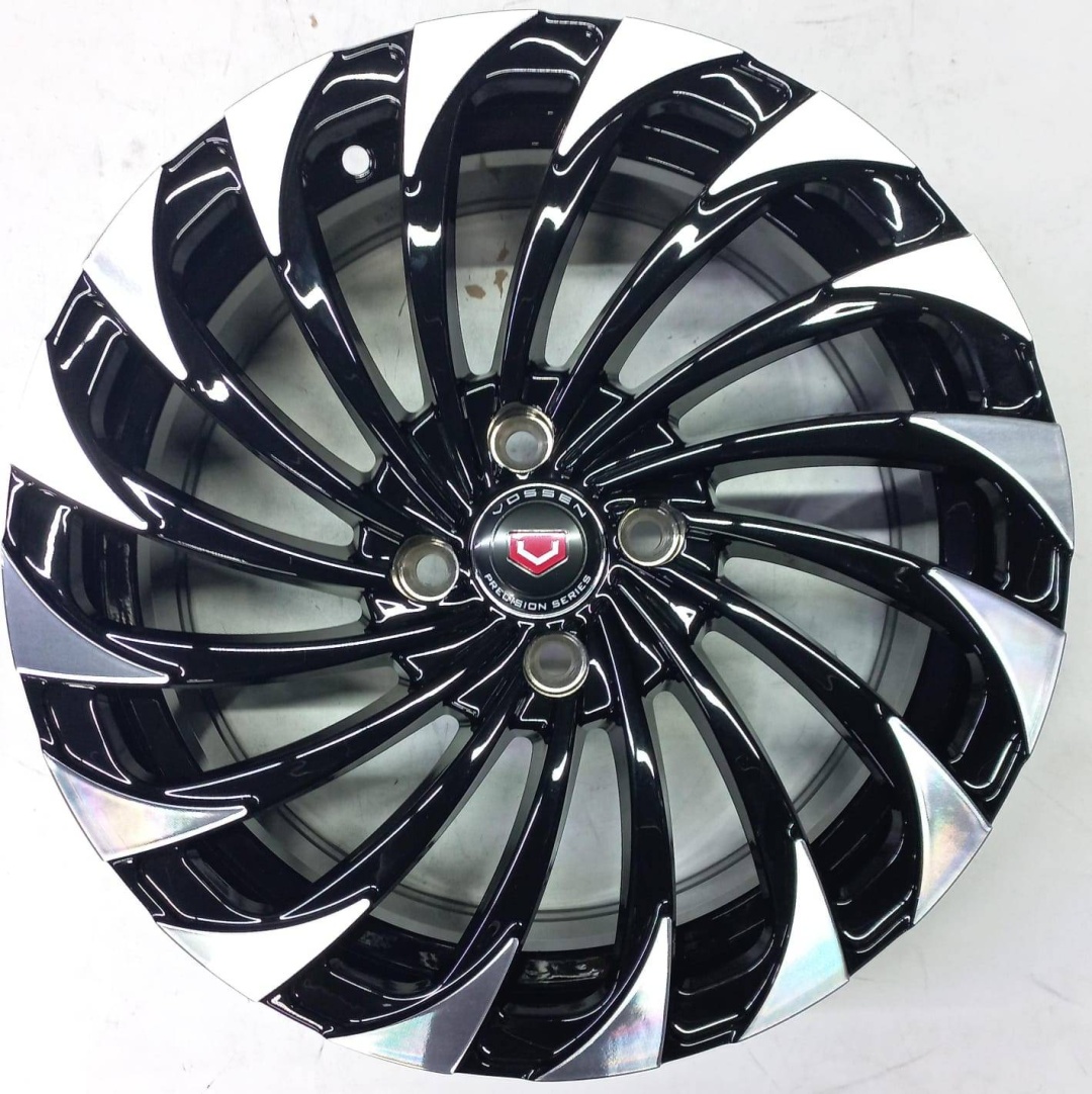 RNO RNO 1221 7x16/4x100 D60.1 ET35 4 диска черный, серебристый