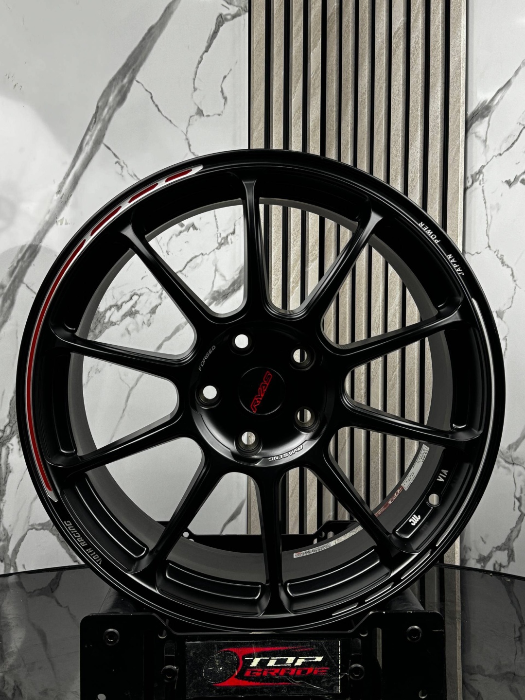 Top Grade Top Grade RAYS 8x18/5x114.3 D73.1 ET38 4 диска черный матовый