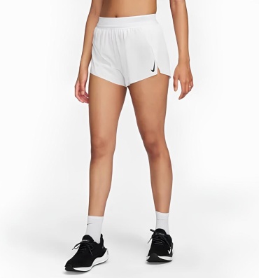 Спортивные шорты Nike белый