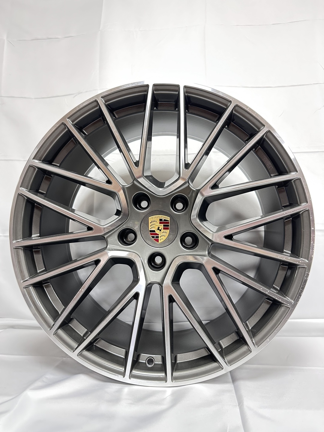 Porsche Original 9.5/11x21/5x130 D71.6 ET46.58 4 диска серебристый
