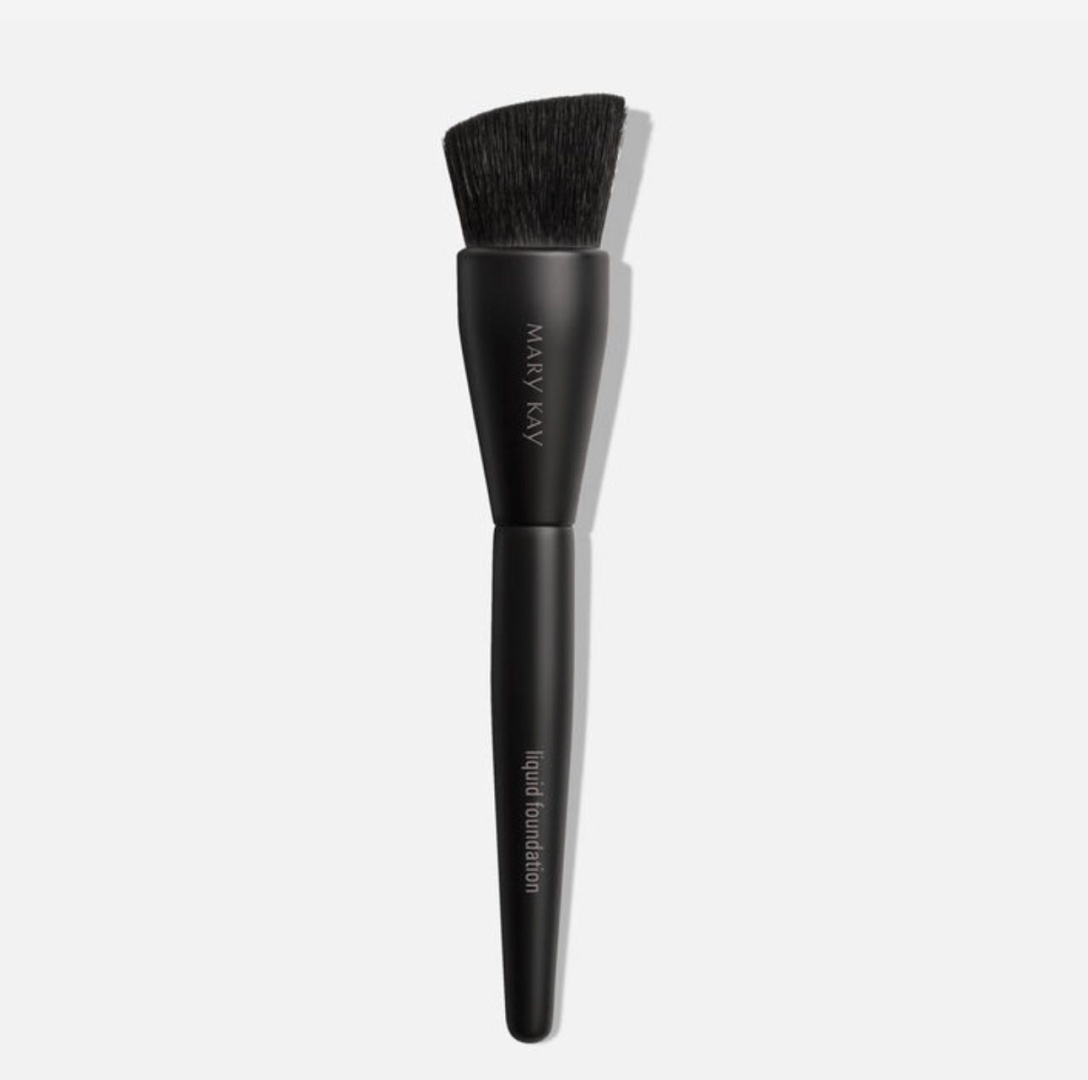Mary Kay Кисть для тональной основы 1