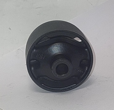 RBI сайлентблок подушки двигателя 12371-74420/T09TE94E