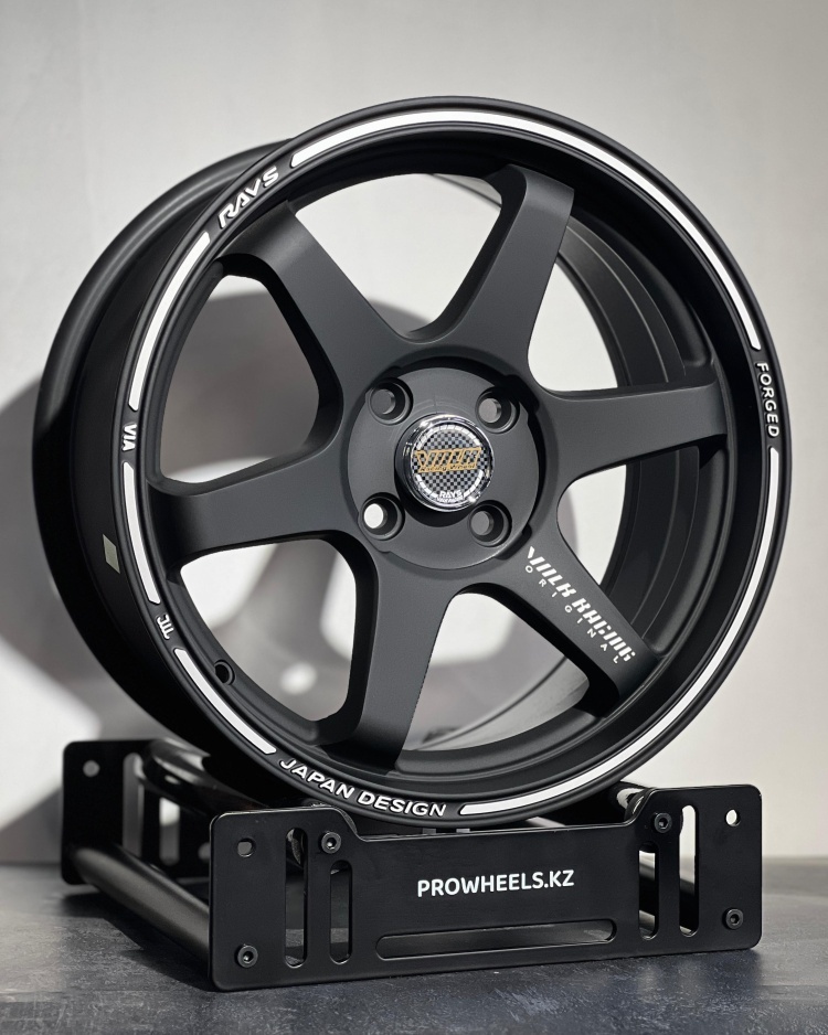 RNO Universal 7.5x16/4x100 D73.1 ET38 4 диска черный матовый