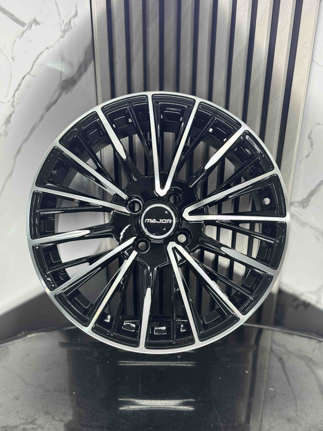 Top Grade T/G Fxb042 7x16/4x100 D67.1 ET35 4 диска черный, серебристый