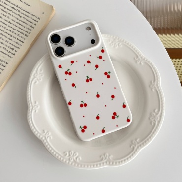 Чехол SherWay для Apple iPhone 17 Pro белый