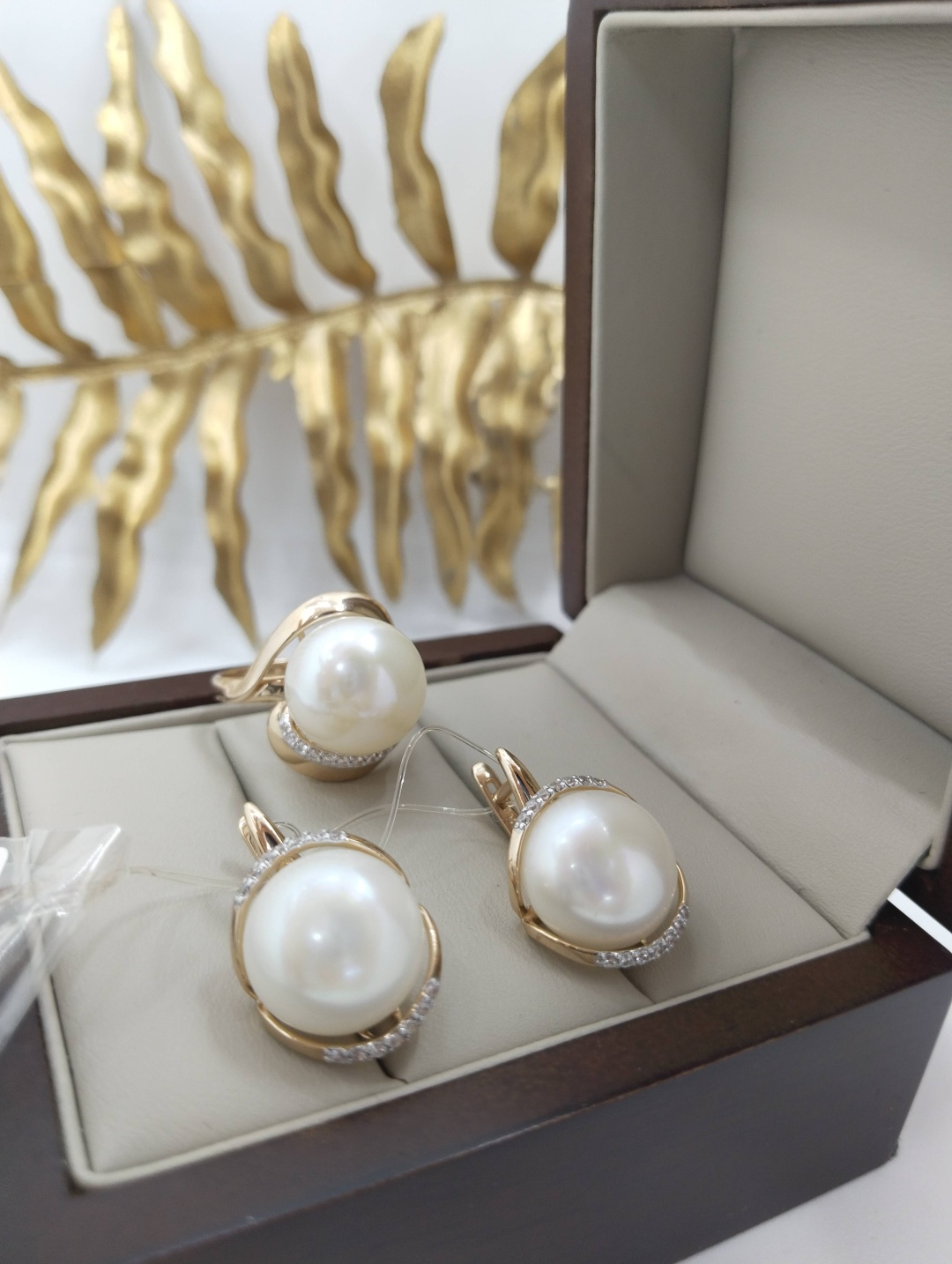 Dinara Gold NR32203279 вес 15.19 г золото, жемчуг, фианит