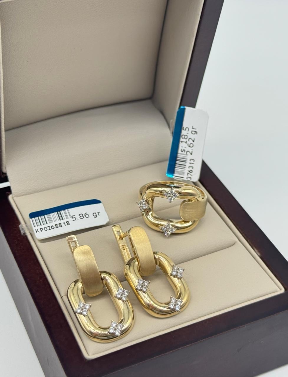 Italy Gold К586262185 вес 8.4 г золото, без вставок