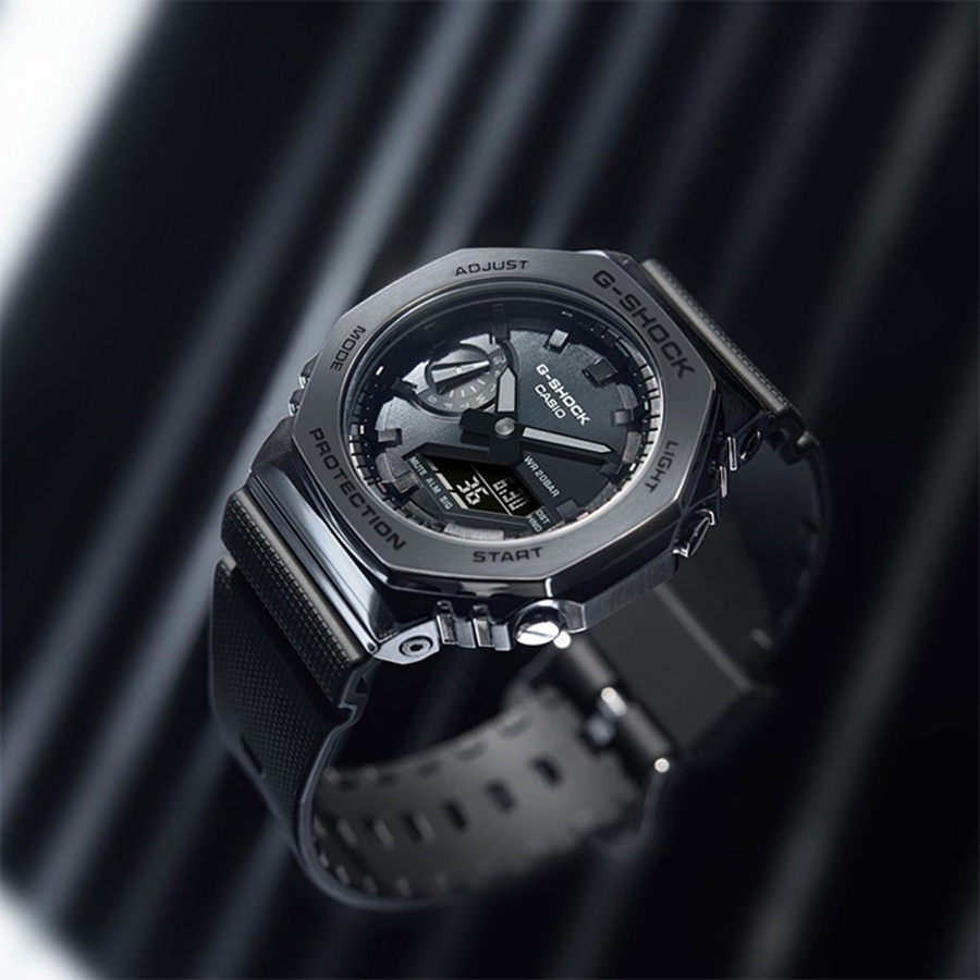 Кварцевые CASIO GM-2100BB-1ADR пластик, нержавеющая сталь, карбон