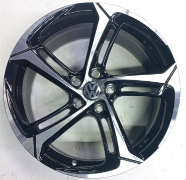 RNO RNO X47 8x18/5x112 D66.5 ET35 4 диска черный, серебристый