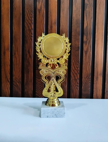 Golden Cup трофей Венок