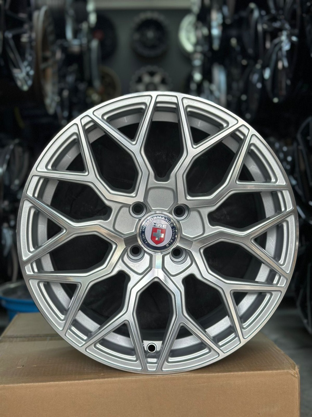 RNO 9547 sp 7x16/4x98 D58.6 ET33 4 диска серебристый