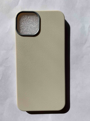 Чехол для Apple iPhone 14 Plus, iPhone 15 Plus молочный