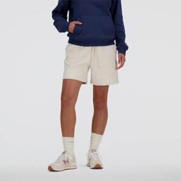 Спортивные шорты New Balance Athletics French Terry светло-бежевый