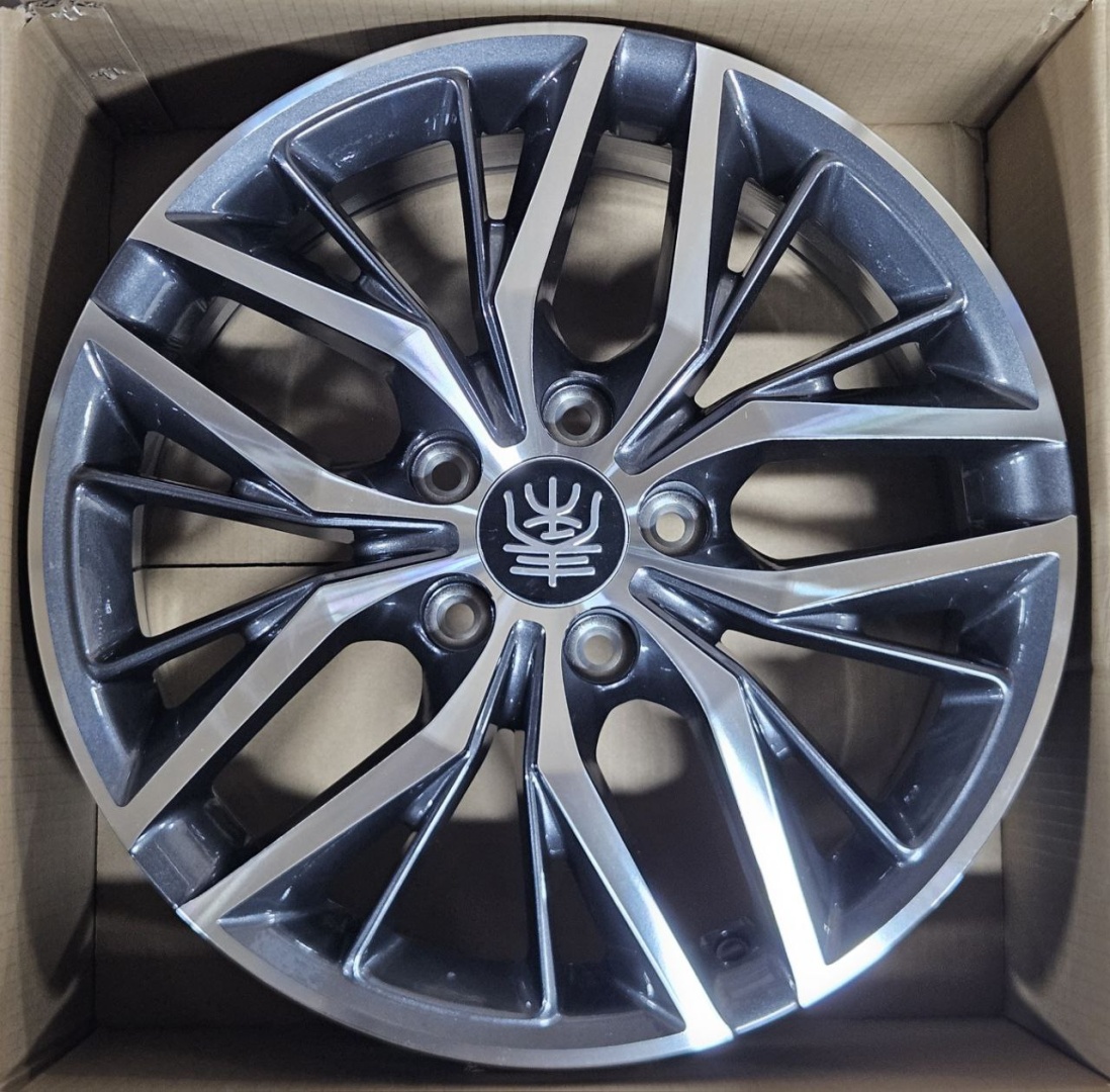 Fonyee H689F 7x17/5x114.3 D60.1 ET50 4 диска графит