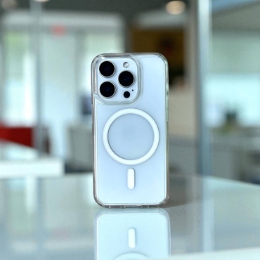 Чехол для Apple iPhone 15 Pro прозрачный