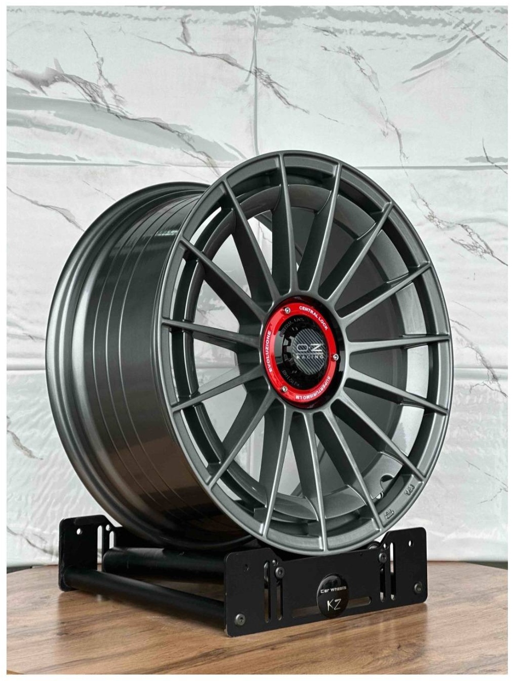 Top Grade YZ939 8.5x19/5x114.3 D67.1 ET35 4 диска графит, серый