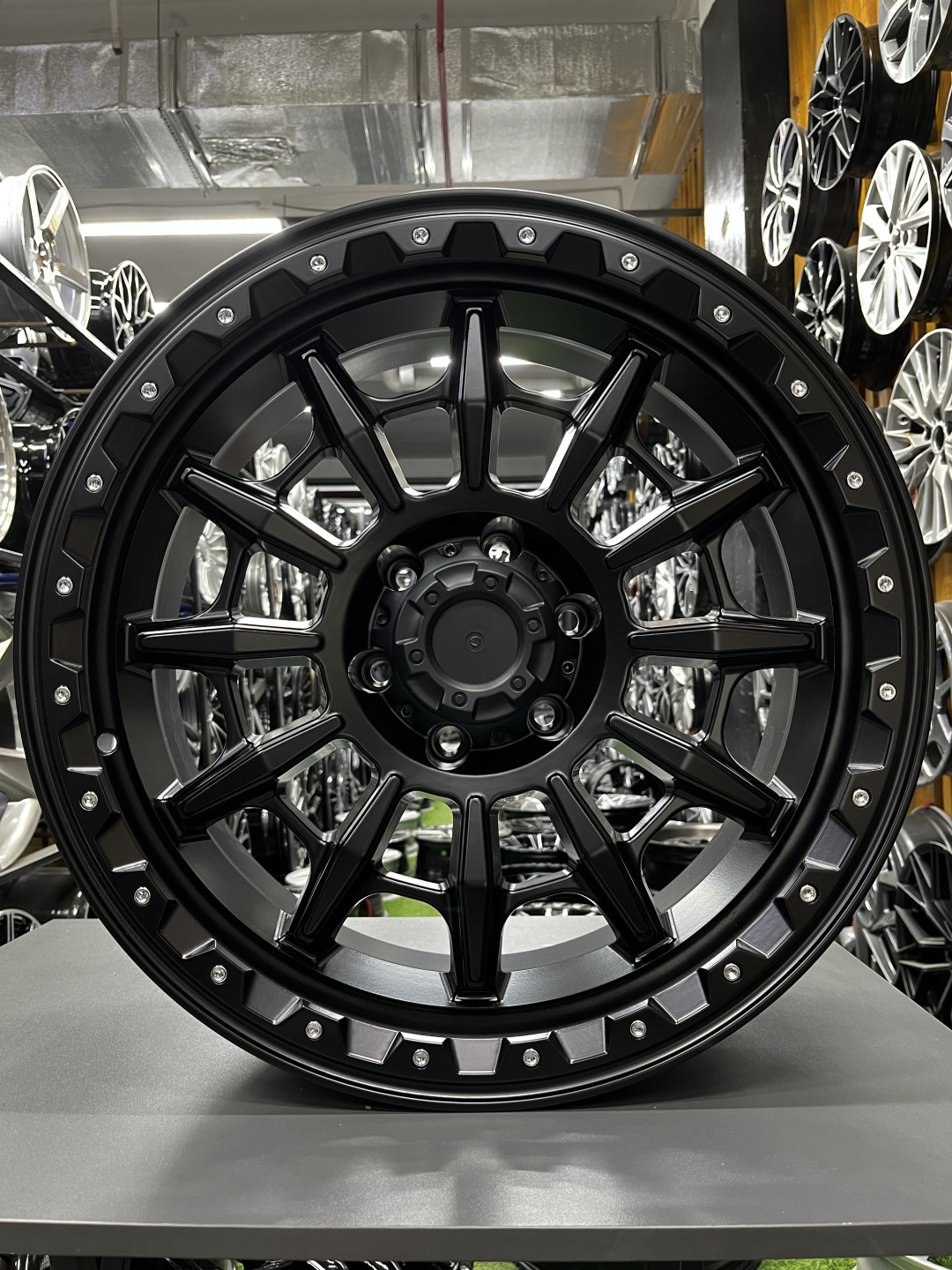 JT200-20 KemKar 9x20/6x139.7 D110.1 ET0 4 диска черный матовый