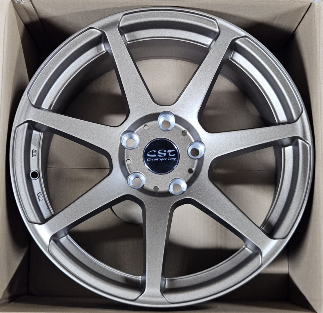Fonyee 177145-1780 8x17/5x114.3 D73.1 ET35 4 диска бронзовый