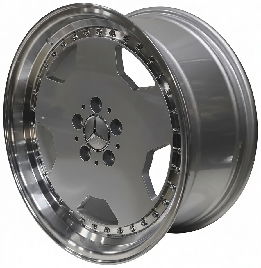 Wheels 5852 8/9x18/5x112 D66.6 ET35.3 4 диска серебристый