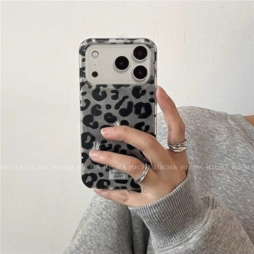 Чехол Shagyn Alem для Apple iPhone 17 рисунок