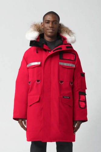 Пуховик Canada Goose красный