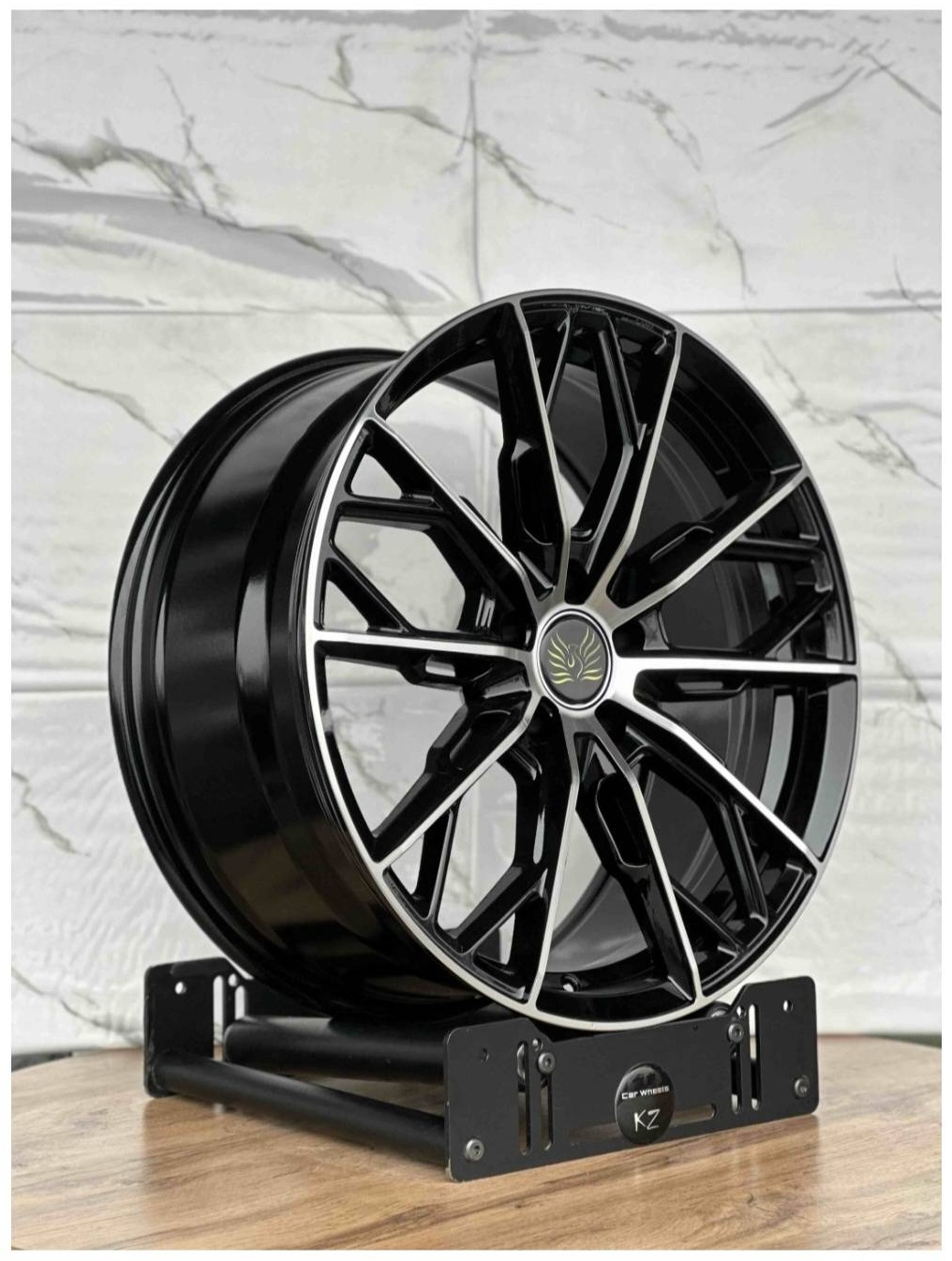 Top Grade YL3385 8.5x19/5x114.3 D73.1 ET35 4 диска черный, черный матовый
