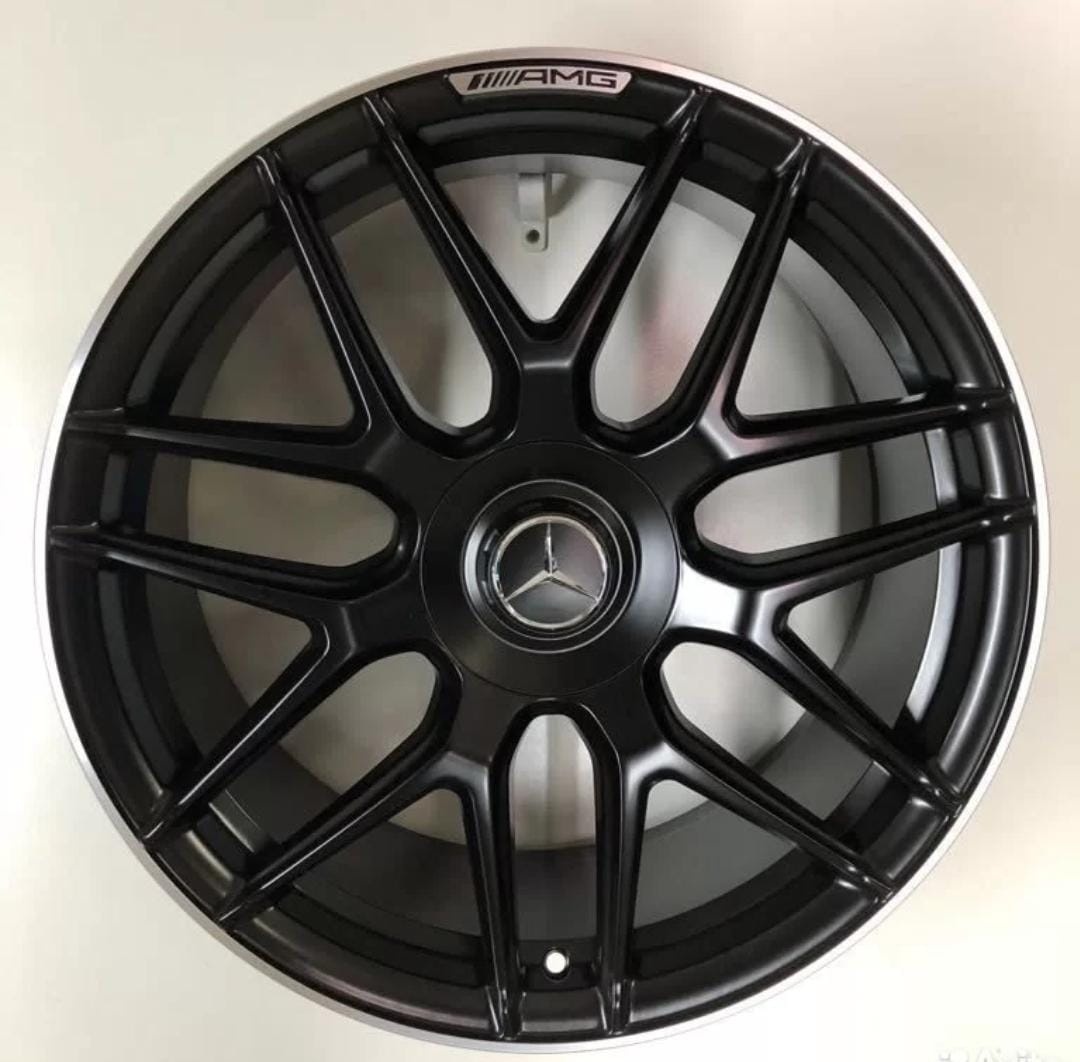 RNO G CLASS 10x22/5x130 D84.1 ET35 4 диска черный, серебристый