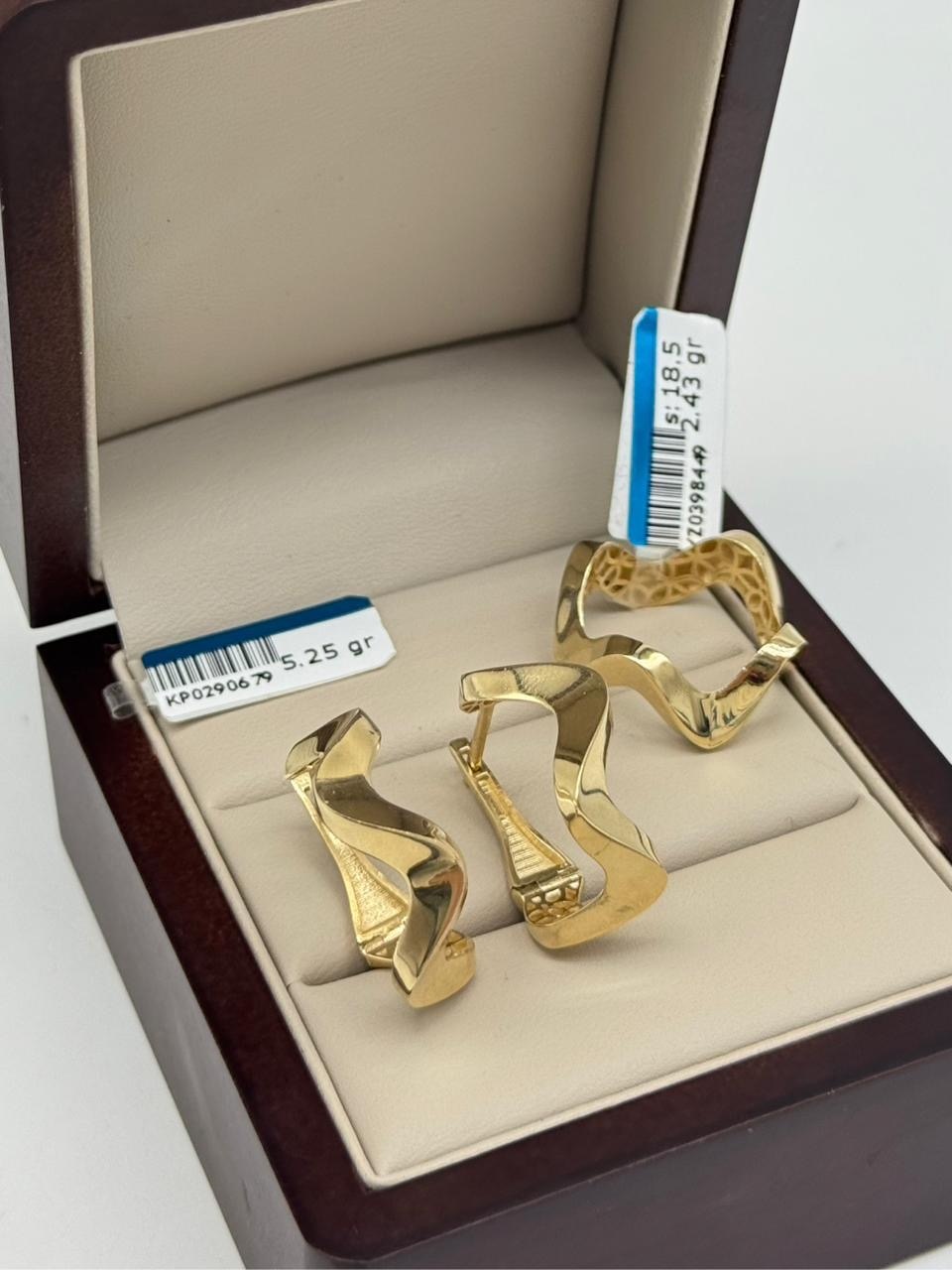 Italy Gold К525243185 вес 7.6 г золото, без вставок