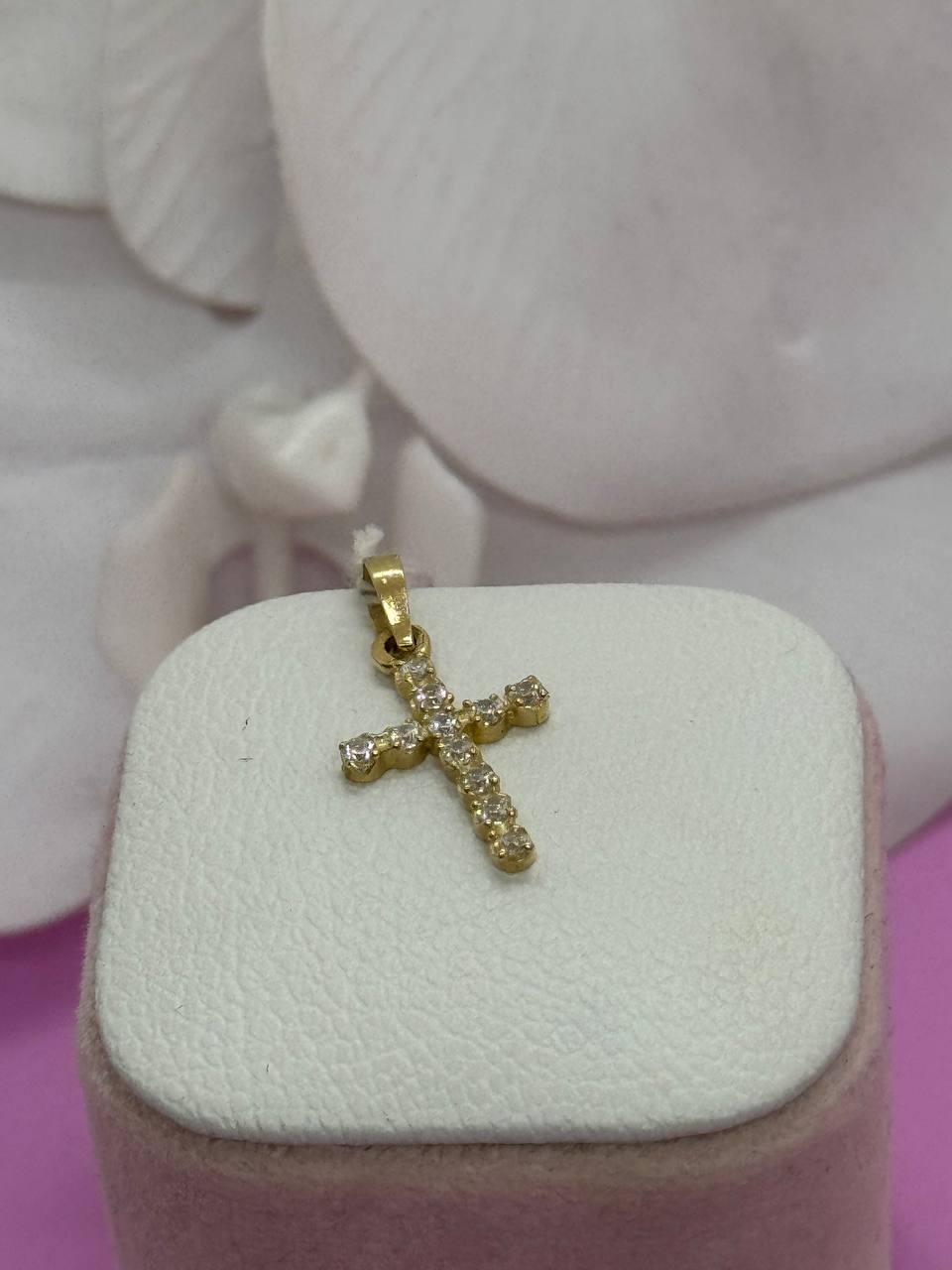 Крестик SAR JEWELRY Aro_E1_9396 вес 0.6 г золото, фианит