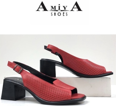 Босоножки Amiya красный