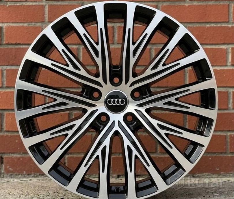 Rainbow Dance Audi A8/S8 8x18/5x112 D66.6 ET35 4 диска серебристый, черный