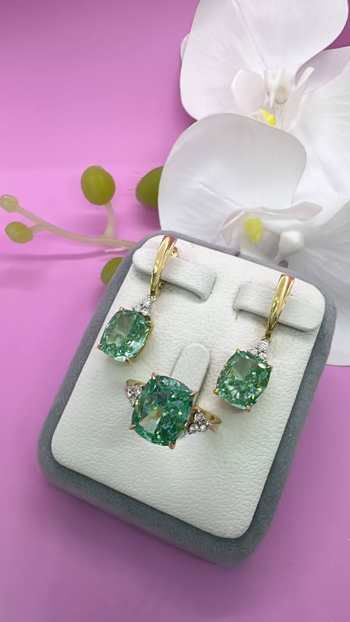 SAR JEWELRY Д-32-0501-4719 вес 16.4 г золото, бриллиант, султанит
