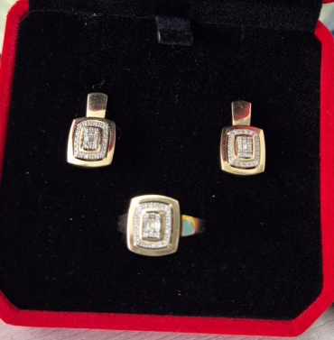 Italian Gold M399 вес 7.49 г золото, бриллиант