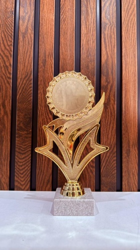 Golden Cup трофей "Изящная мини"