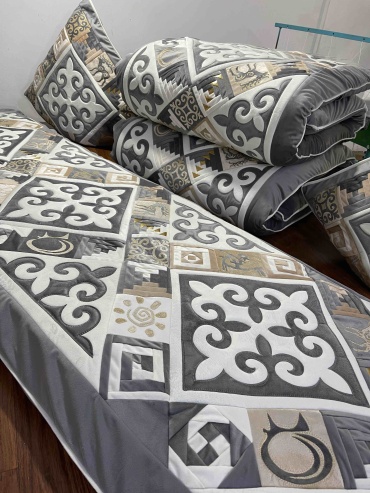 Комплект корпе с подушками 230x80 см, вата, серый