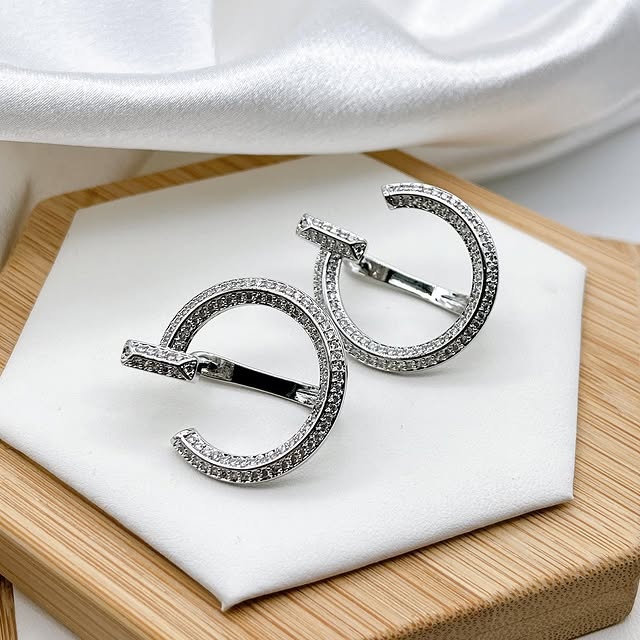 Серьги Xuping Jewelry бижутерный сплав, хирургическая сталь, титан, кристаллы Swarovski, кристалл